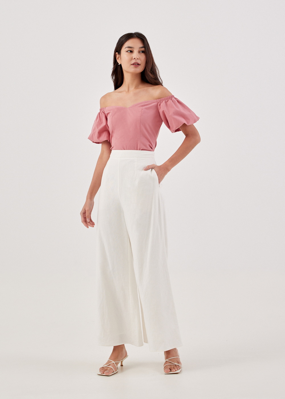 

Ezlyn Textured Off Shoulder Fitted Top-386-XXS