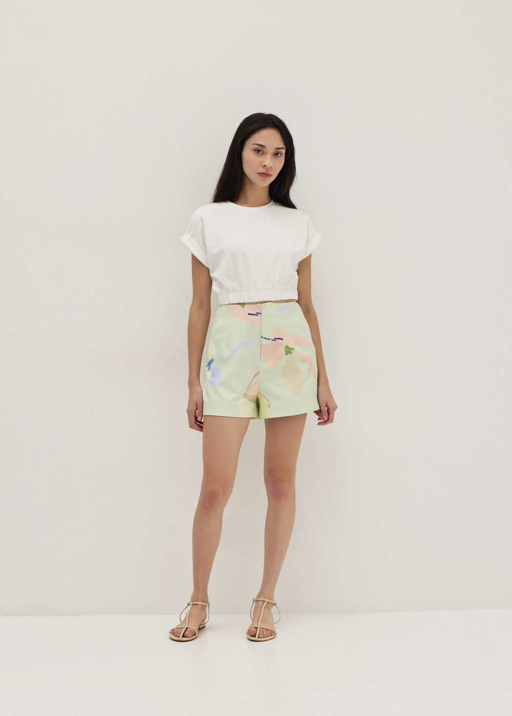 

Olea Classic Shorts in Floral Medley-021-S