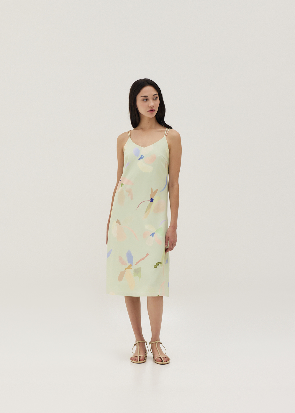 

Kieryn Scoop Neck Column Dress in Floral Medley-021-XL